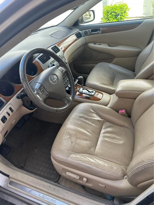 2005 Lexus ES 4th Gen - Image 4 of 6