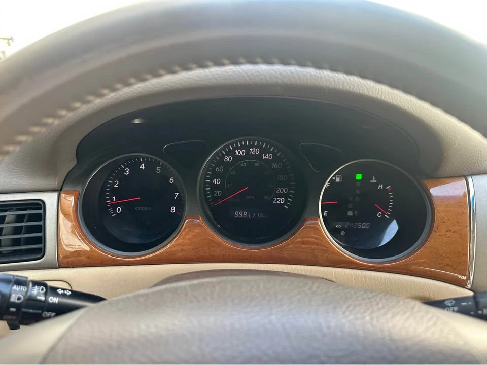 2005 Lexus ES 4th Gen - Image 6 of 6