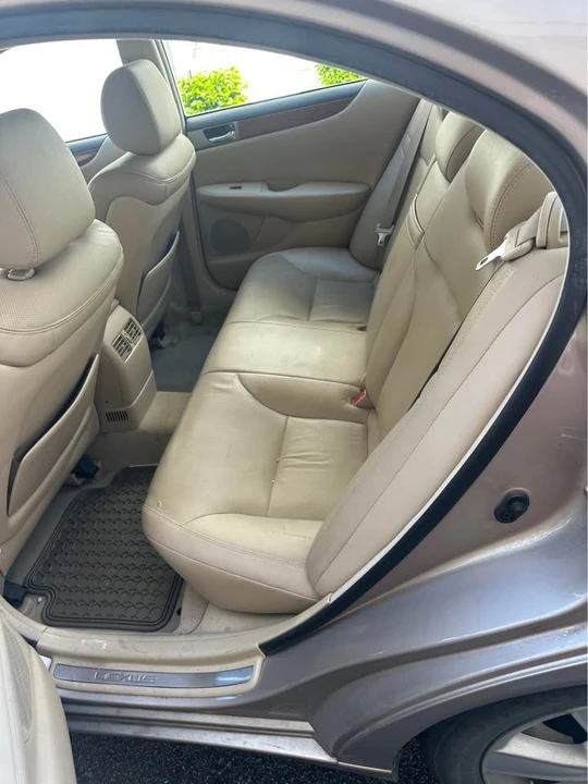 2005 Lexus ES 4th Gen - Image 3 of 6