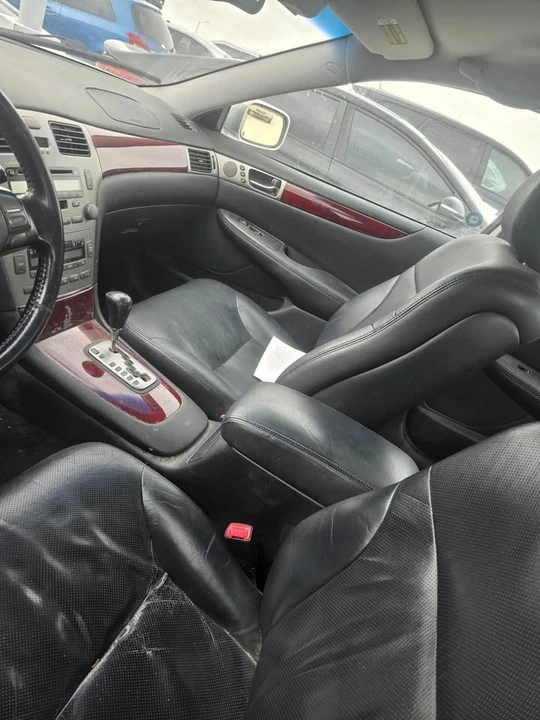 2005 Lexus ES 3rd Gen - Image 10 of 10