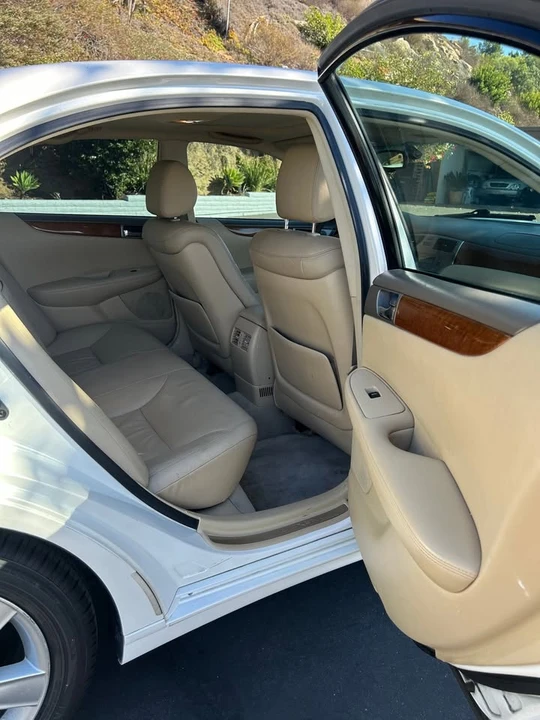 2005 Lexus ES 4th Gen - Image 15 of 16