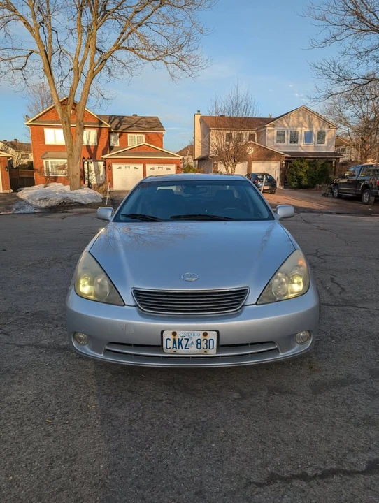 2005 Lexus ES 3rd Gen - Image 2 of 7