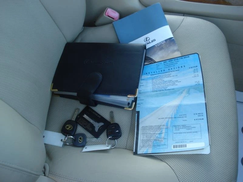 2005 Lexus ES 3rd Gen - Image 16 of 20