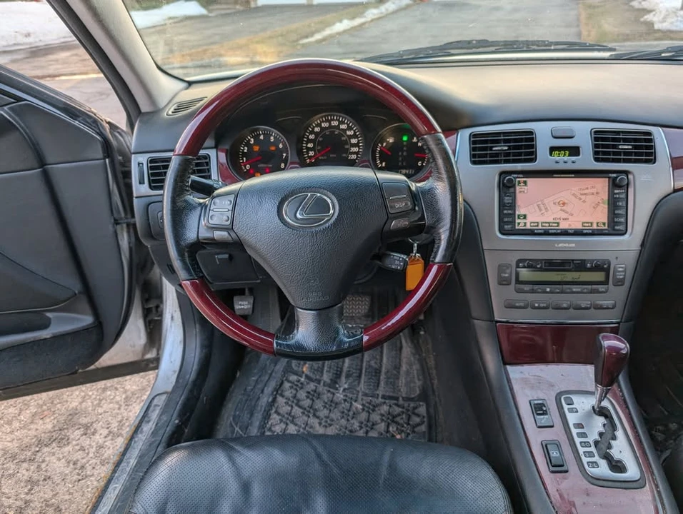 2005 Lexus ES 3rd Gen - Image 7 of 7