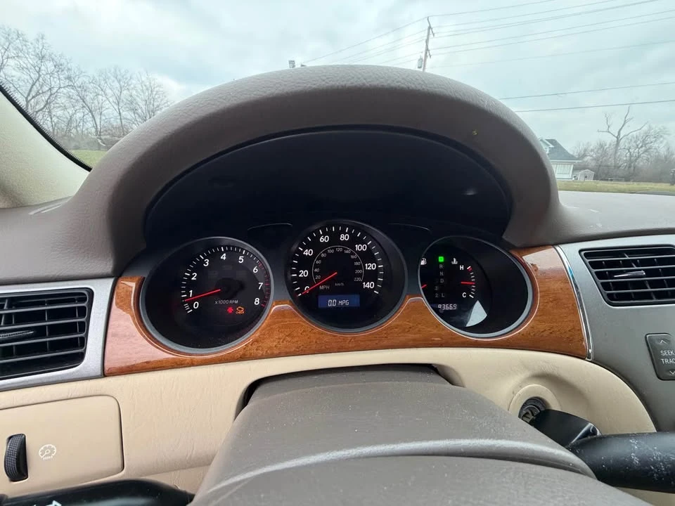 2005 Lexus ES 3rd Gen - Image 12 of 17