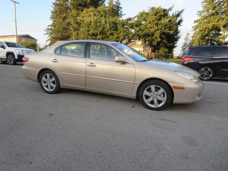 2005 Lexus ES 4th Gen - Image 9 of 9