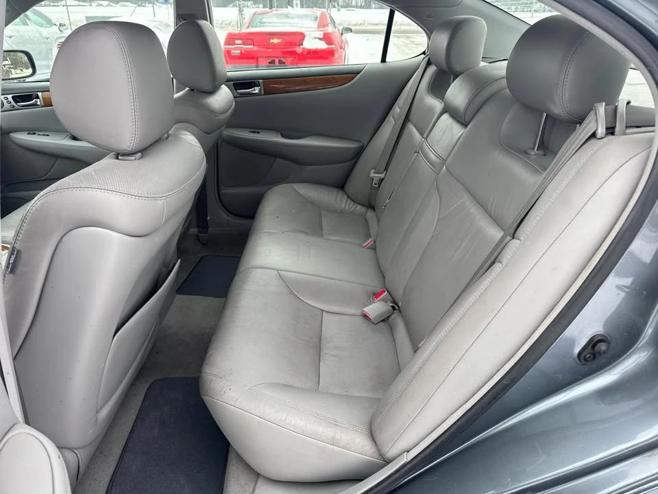 2005 Lexus ES 4th Gen - Image 11 of 11