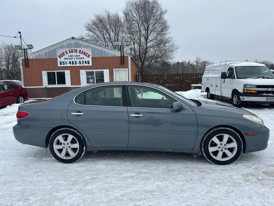 2005 Lexus ES 4th Gen - Image 4 of 11