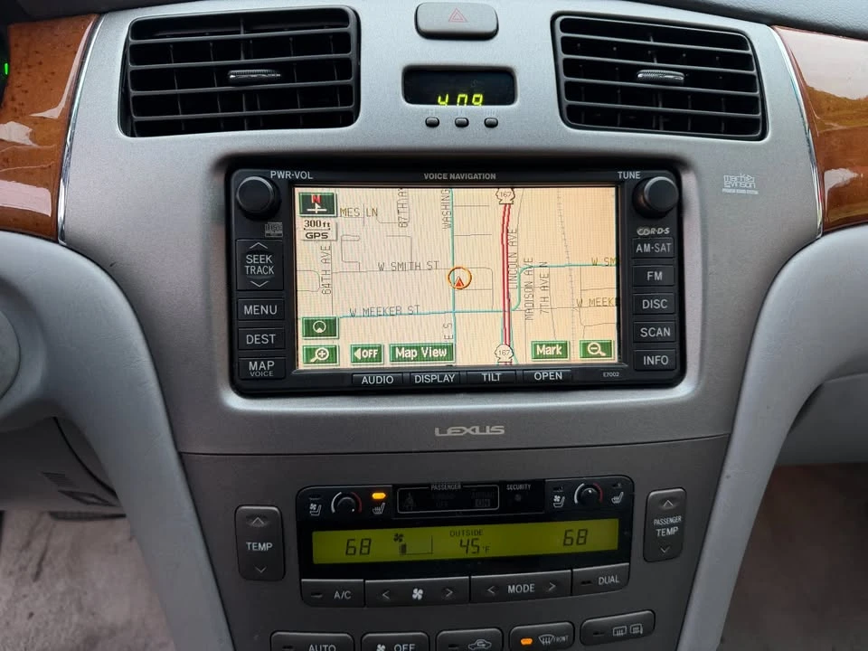 2005 Lexus ES 4th Gen - Image 10 of 20