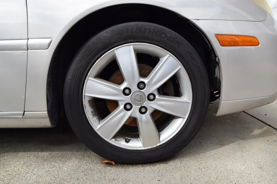 2005 Lexus ES 3rd Gen - Image 17 of 19