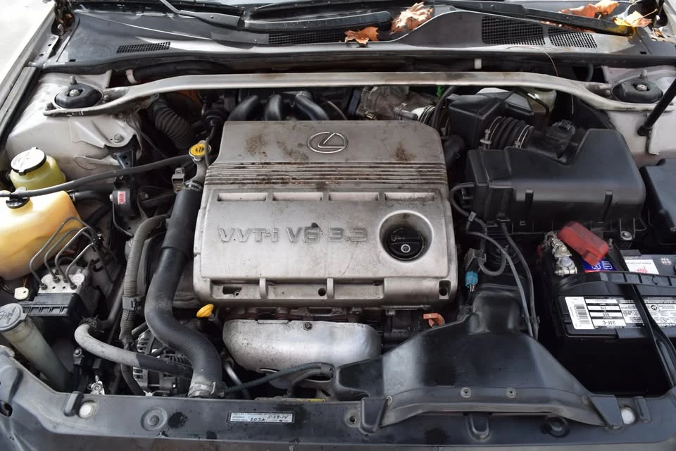 2005 Lexus ES 3rd Gen - Image 13 of 19