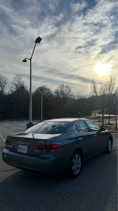 2005 Lexus ES 3rd Gen - Image 3 of 13