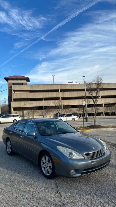 2005 Lexus ES 3rd Gen - Image 2 of 13