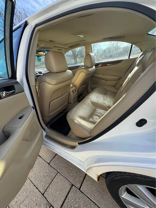 2005 Lexus ES 4th Gen - Image 10 of 11