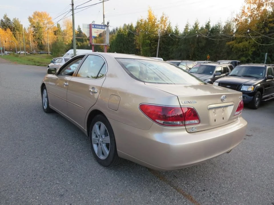 2005 Lexus ES 4th Gen - Image 6 of 11