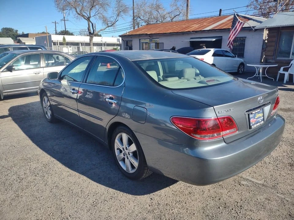 2005 Lexus ES 4th Gen - Image 6 of 15