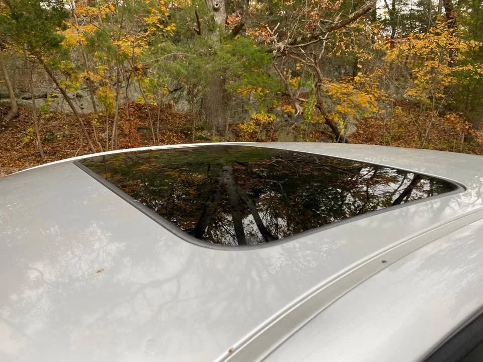 2005 Lexus ES 3rd Gen - Image 13 of 14
