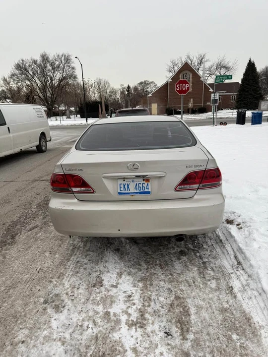 2005 Lexus ES 4th Gen - Image 4 of 6