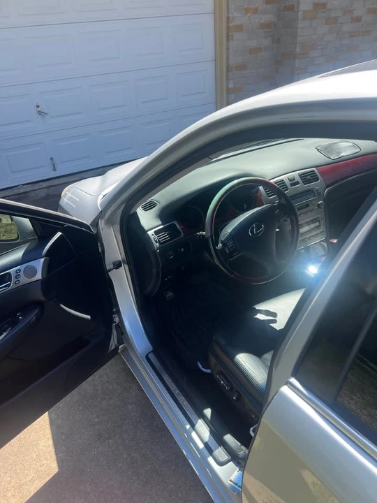 2005 Lexus ES 4th Gen - Image 5 of 5