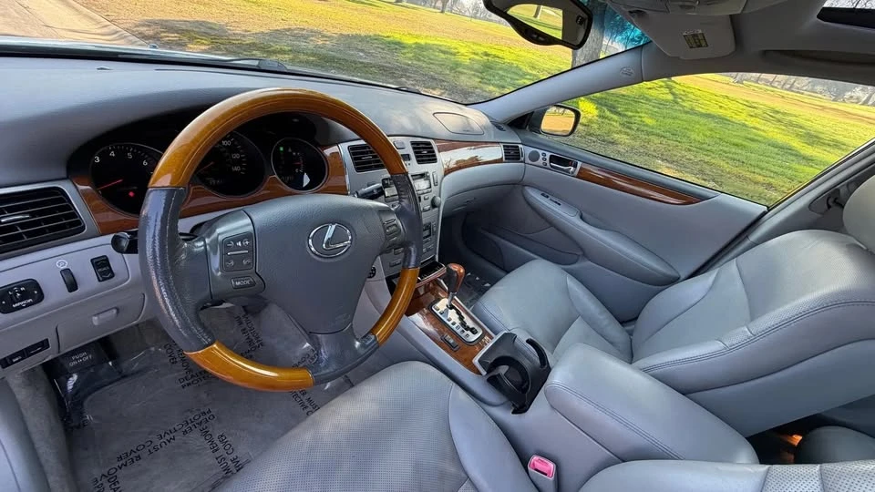 2005 Lexus ES 4th Gen - Image 13 of 13