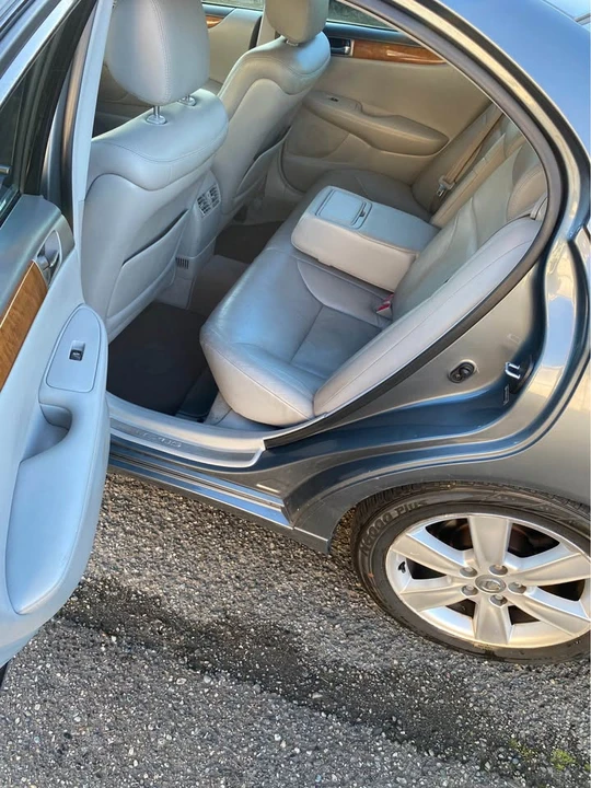 2005 Lexus ES 4th Gen - Image 3 of 7