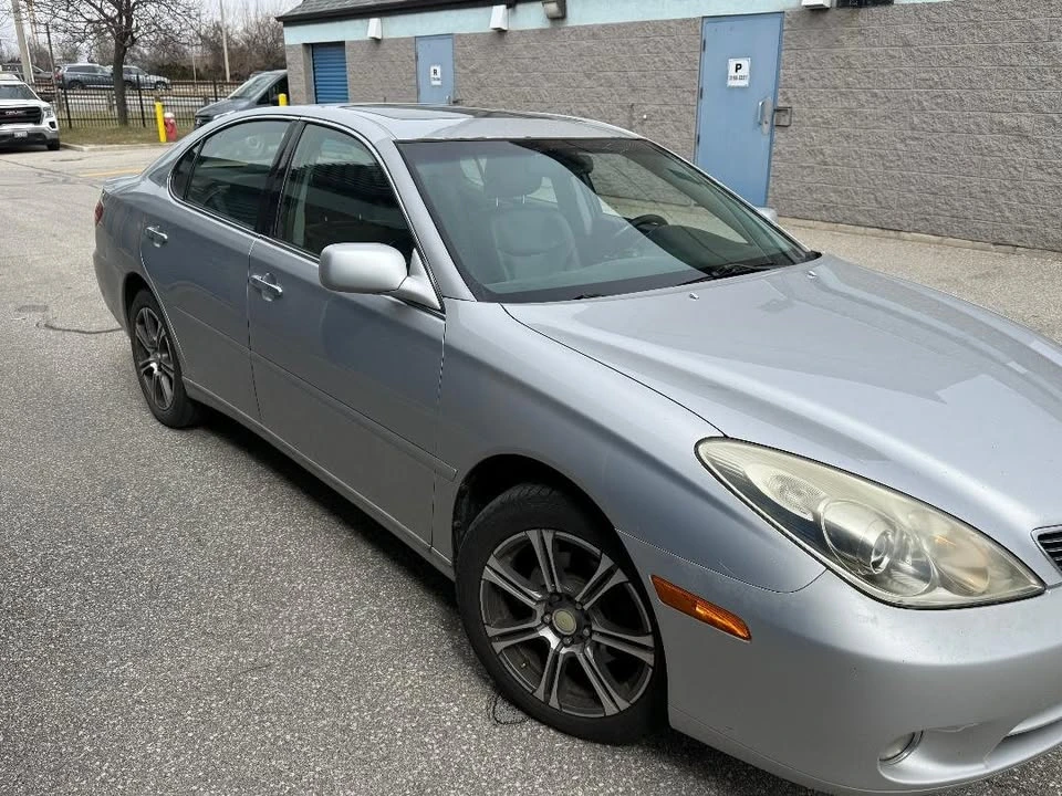 2005 Lexus ES 4th Gen - Image 2 of 5