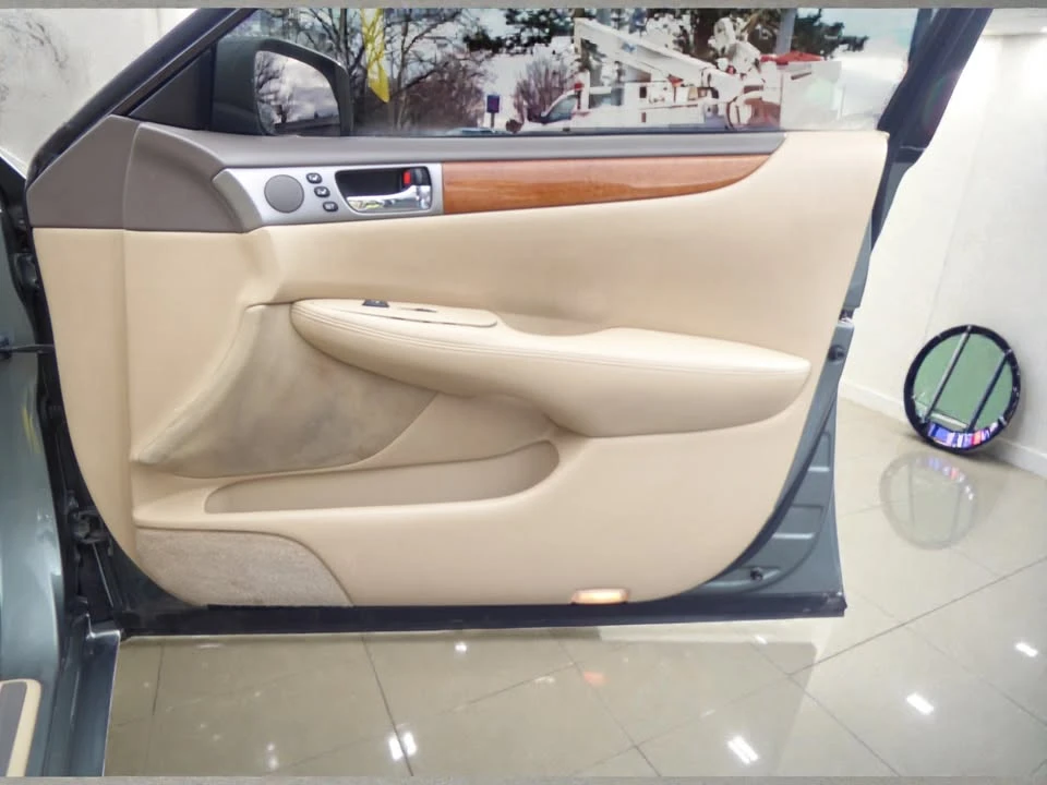 2005 Lexus ES 4th Gen - Image 12 of 20