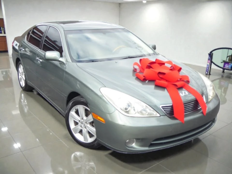 2005 Lexus ES 4th Gen - Image 2 of 20