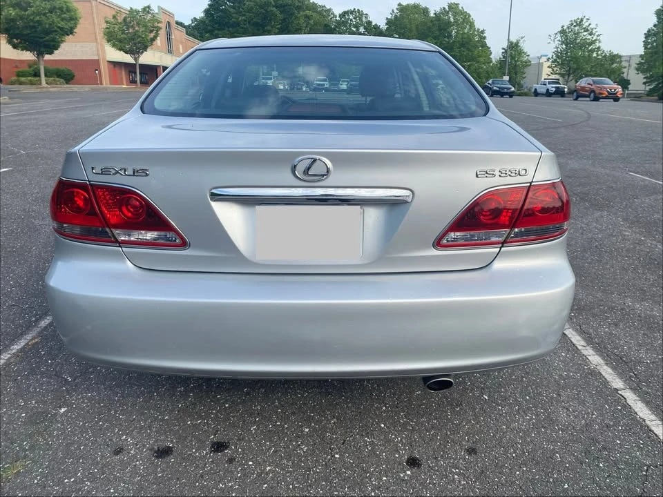 2005 Lexus ES 4th Gen - Image 2 of 14