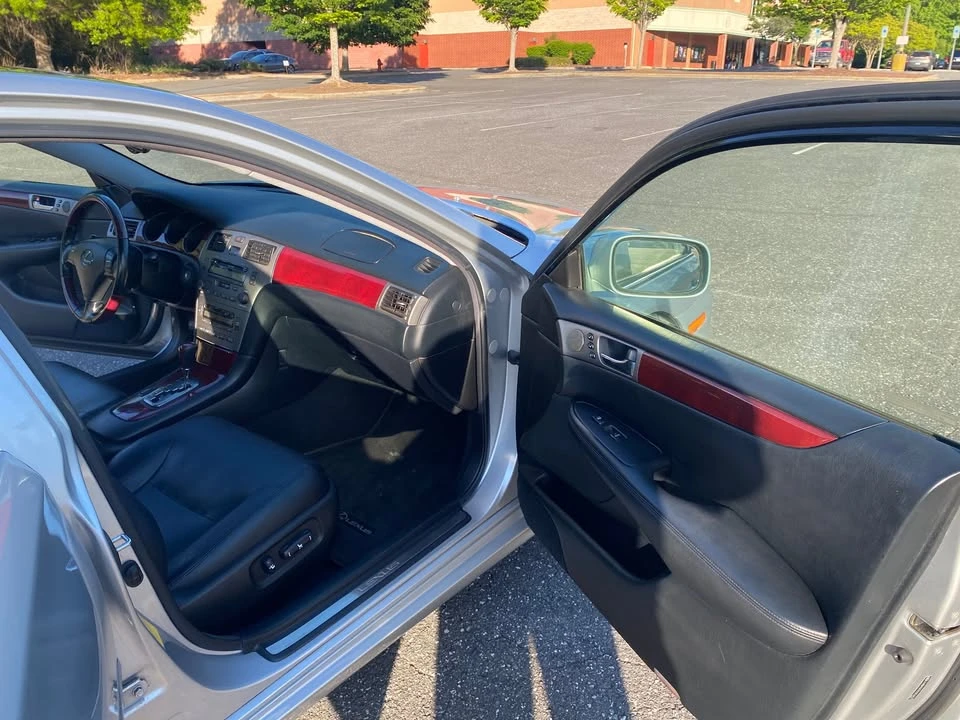 2005 Lexus ES 4th Gen - Image 14 of 14