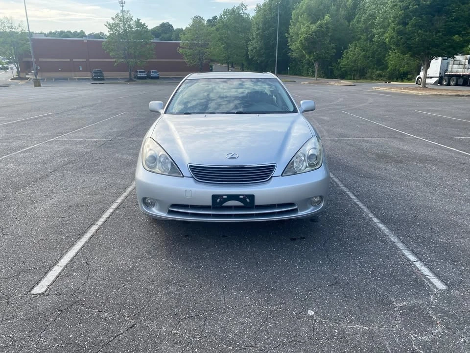 2005 Lexus ES 4th Gen - Image 9 of 14