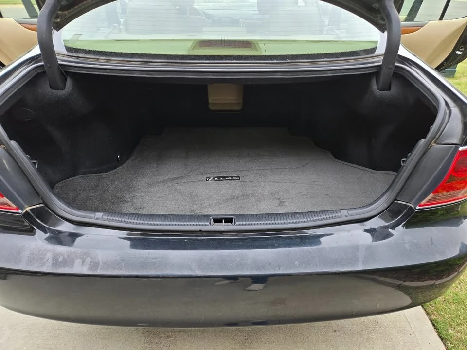 2005 Lexus ES 4th Gen - Image 8 of 9