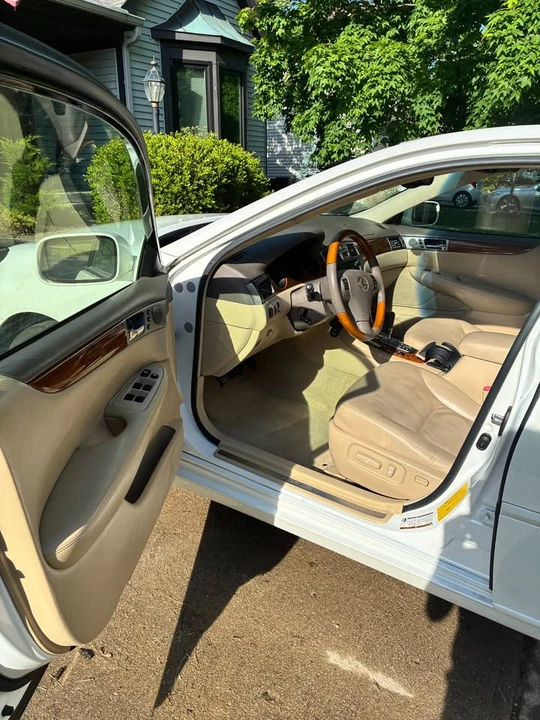 2005 Lexus ES 4th Gen - Image 6 of 9