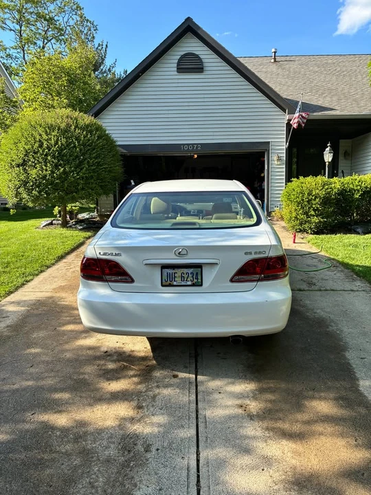 2005 Lexus ES 4th Gen - Image 3 of 9
