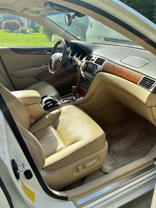 2005 Lexus ES 4th Gen - Image 8 of 9
