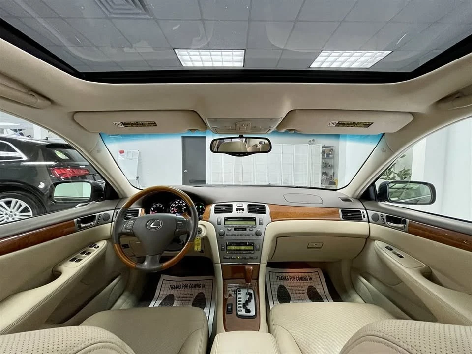 2005 Lexus ES 4th Gen - Image 14 of 20