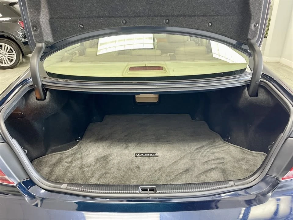 2005 Lexus ES 4th Gen - Image 16 of 20