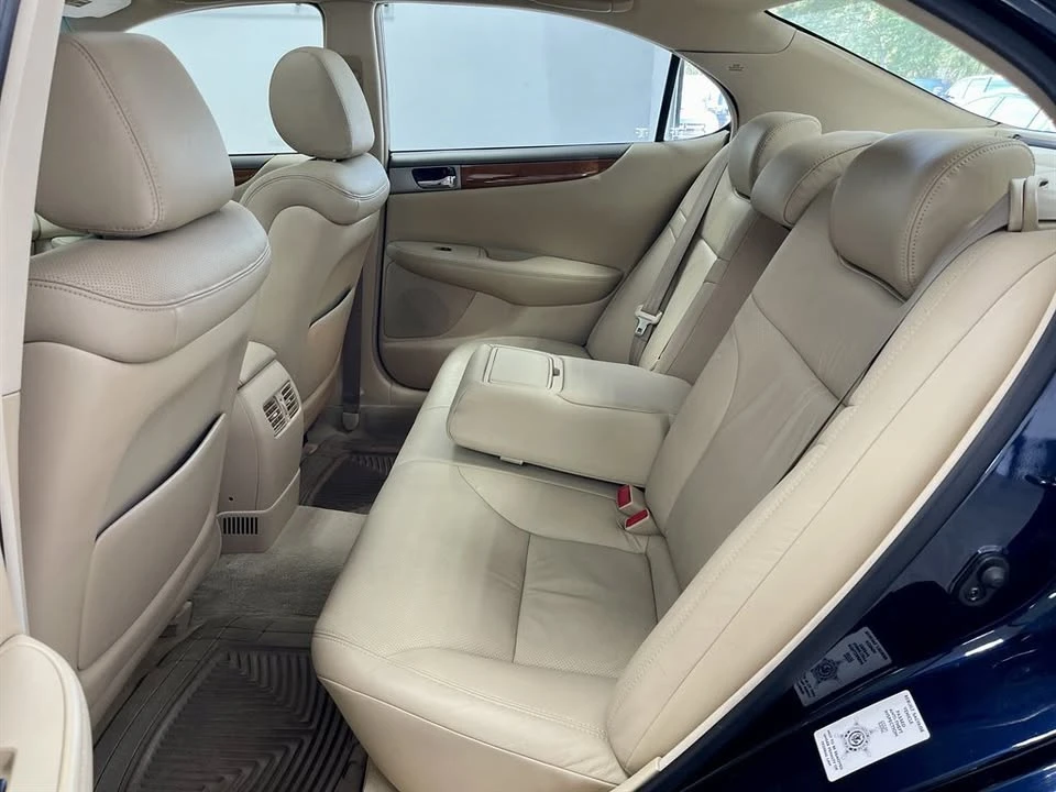 2005 Lexus ES 4th Gen - Image 13 of 20