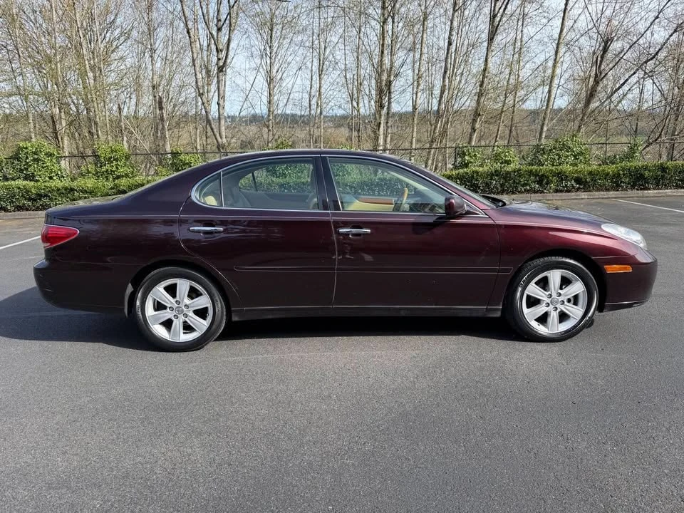 2005 Lexus ES 4th Gen - Image 4 of 20