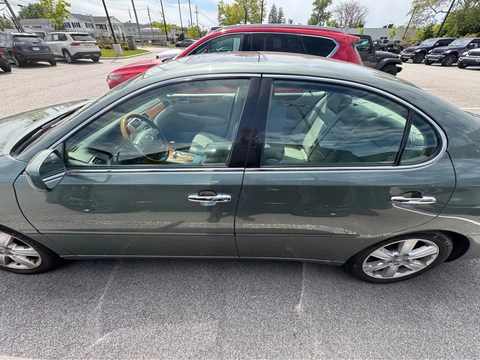 2005 Lexus ES 4th Gen - Image 3 of 15