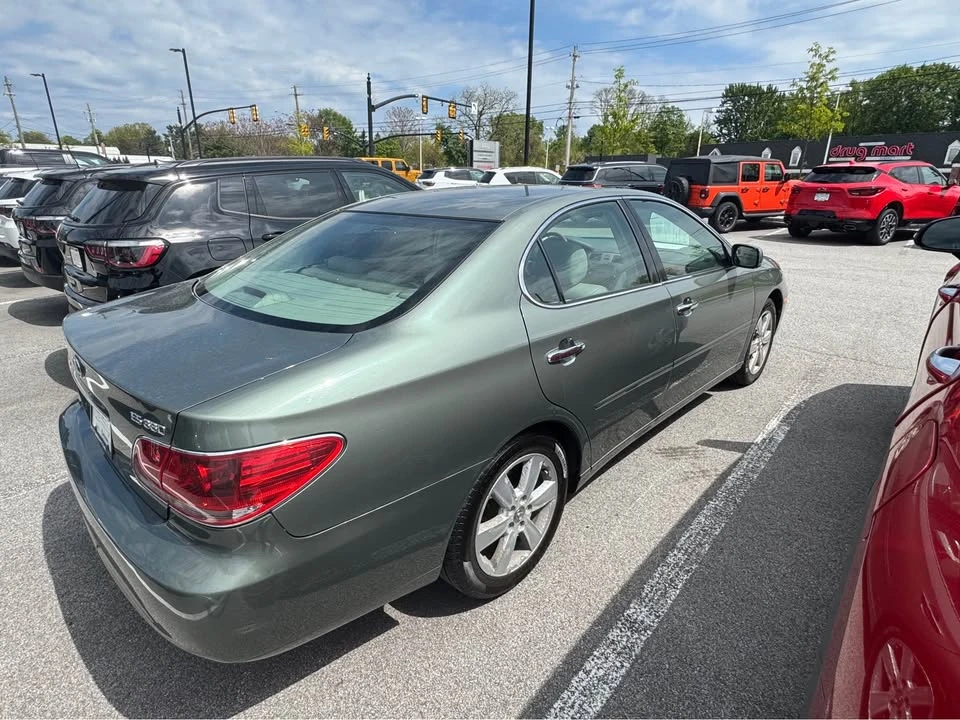 2005 Lexus ES 4th Gen - Image 10 of 15