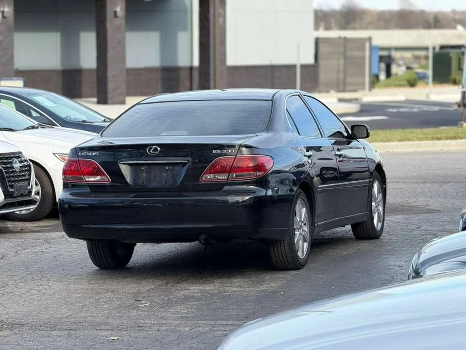 2005 Lexus ES 4th Gen - Image 8 of 10