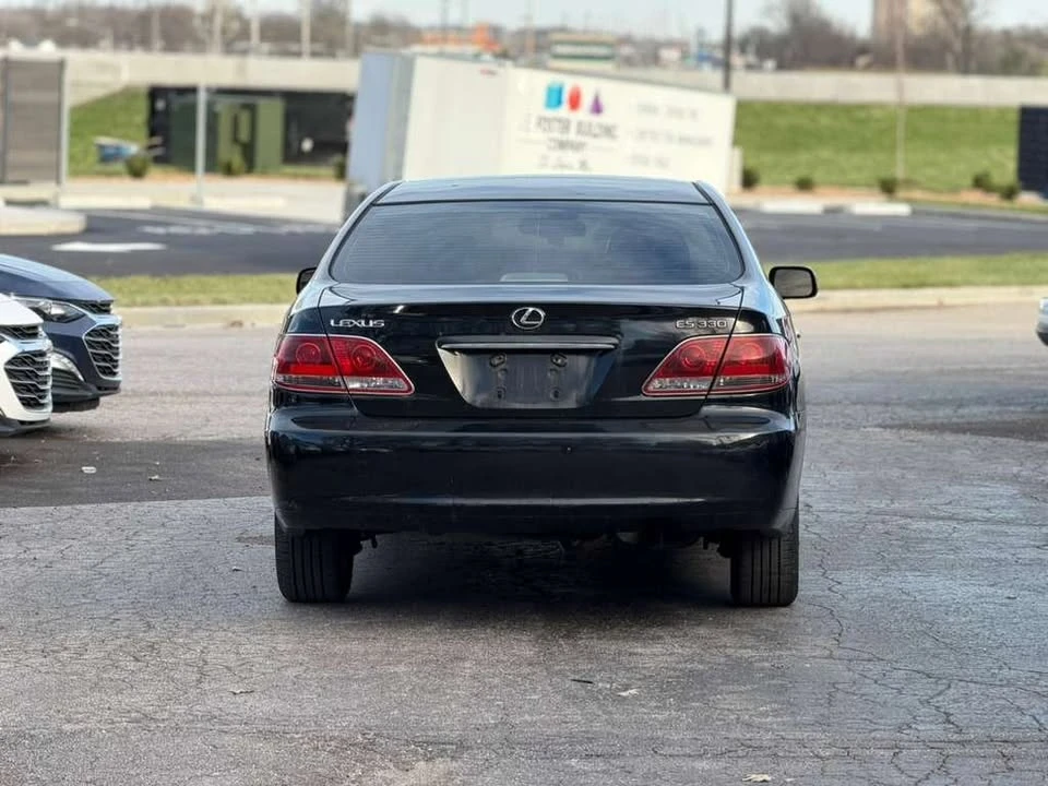 2005 Lexus ES 4th Gen - Image 9 of 10