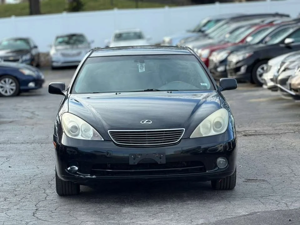2005 Lexus ES 4th Gen - Image 2 of 10