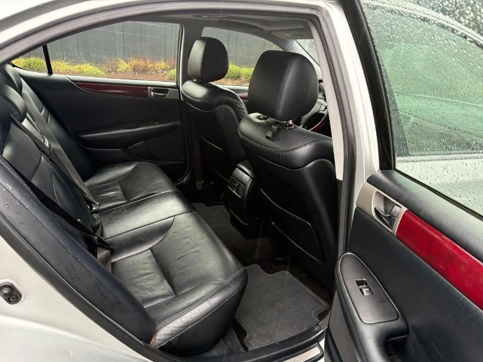 2005 Lexus ES 4th Gen - Image 11 of 19