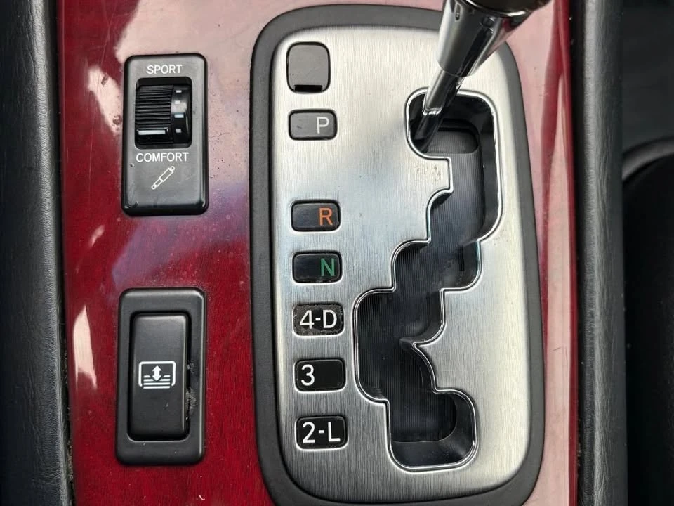 2005 Lexus ES 4th Gen - Image 16 of 19