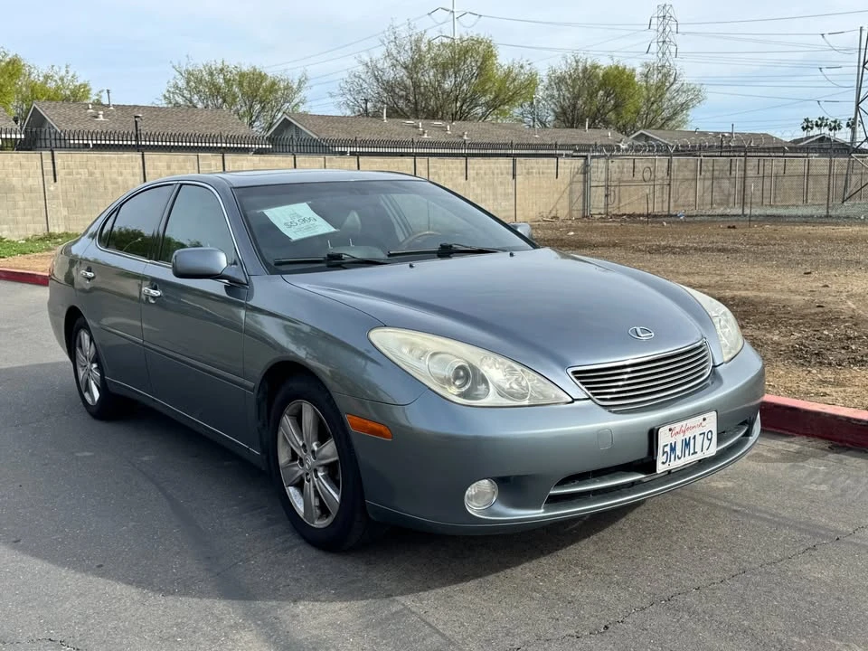 2005 Lexus ES 4th Gen - Image 3 of 19