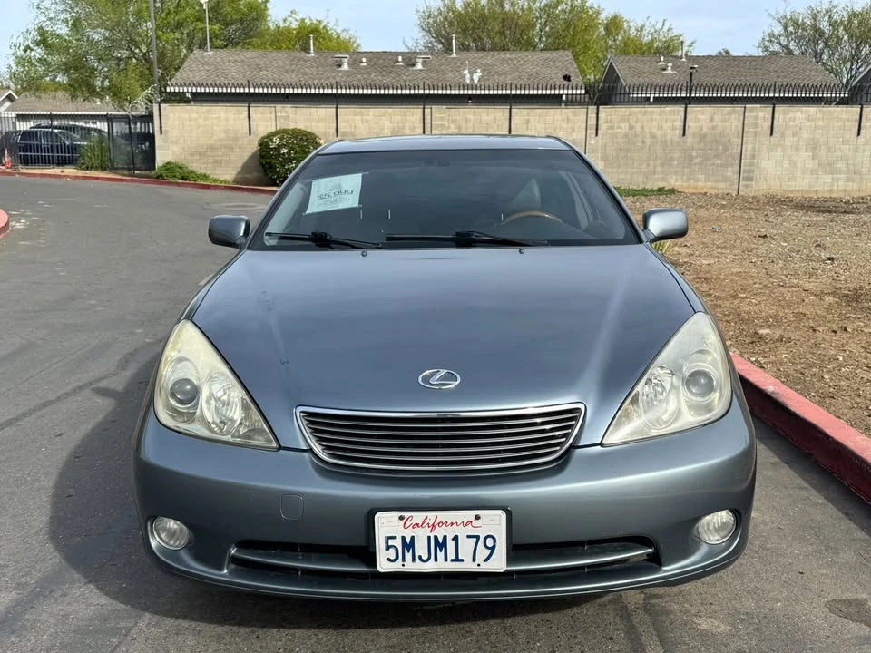 2005 Lexus ES 4th Gen - Image 5 of 19