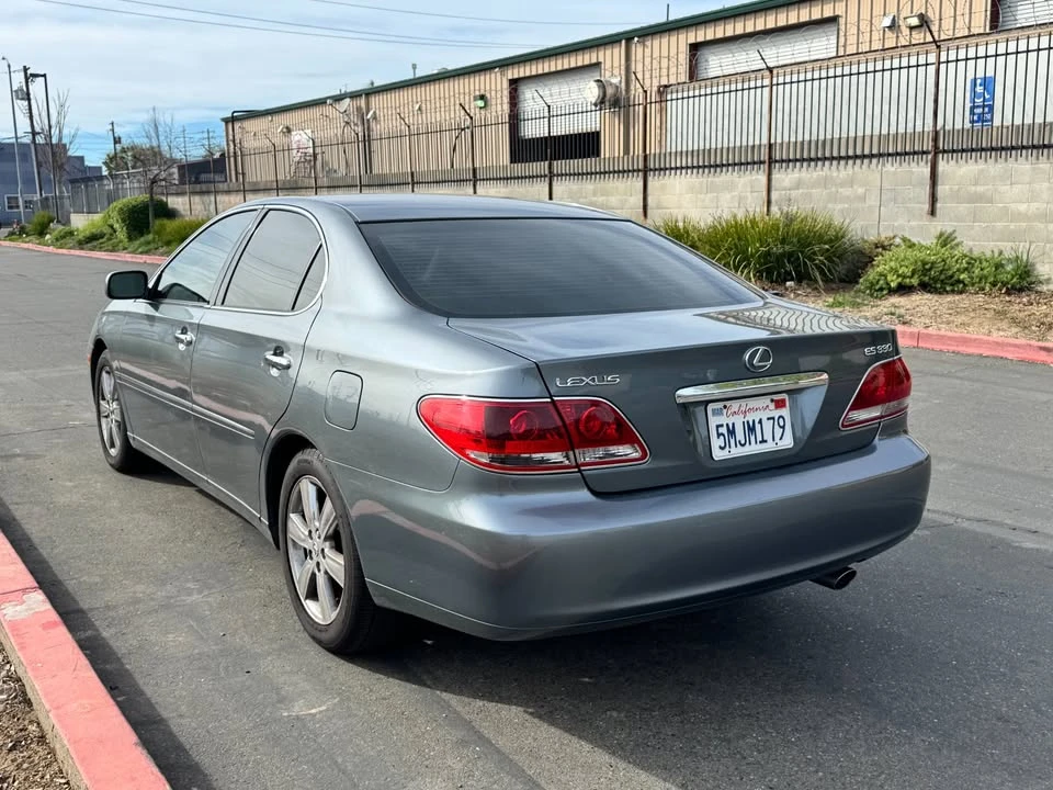 2005 Lexus ES 4th Gen - Image 4 of 19