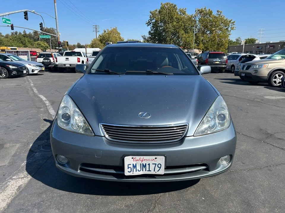 2005 Lexus ES 4th Gen - Image 8 of 20